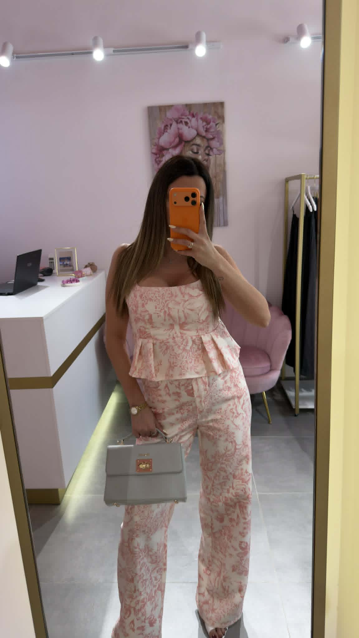4362e1bb-bd0e-4a82-a49b-39677aad7a83 Yasmin Set - Image 1